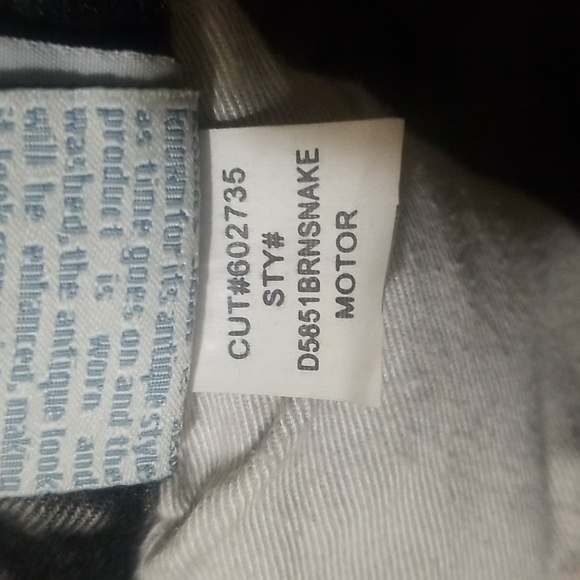 Robin Jean's 42 X 34 - Picture 8 of 9